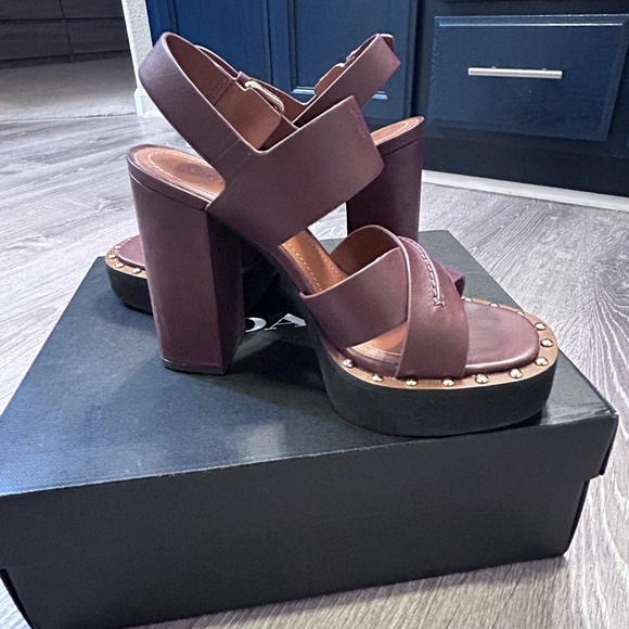 Callie platform sandal from Coach - Picture 3 of 4